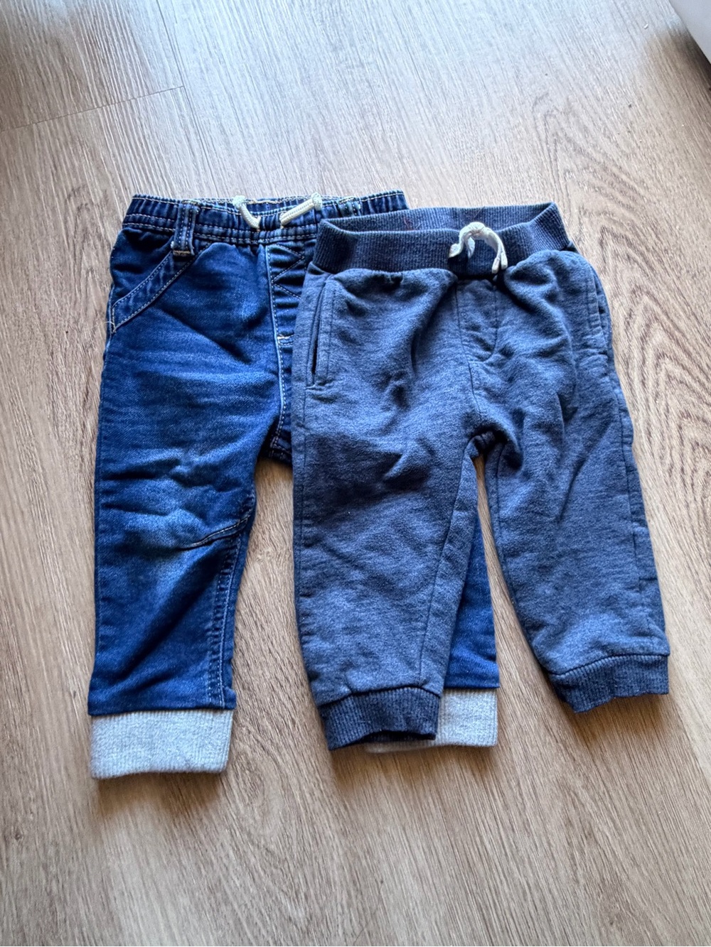 Cat & Jack Boys Bottoms Set 6-9 Months Denim Jeans & Jogger Sweatpants Bundle